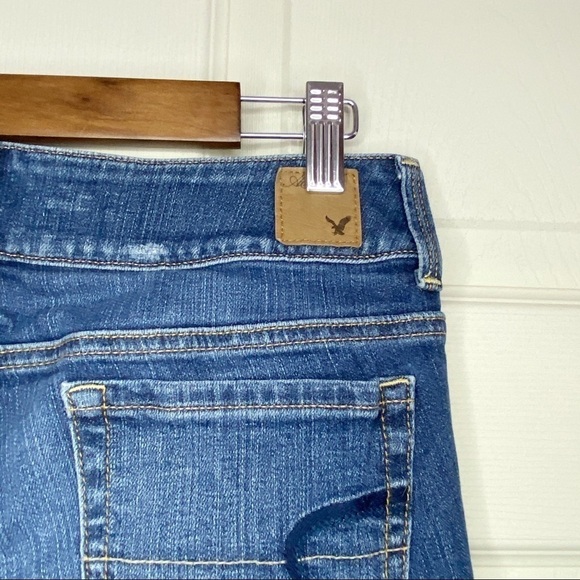 American Eagle Artist Crop Med Dark Wash Jeans - Picture 8 of 10